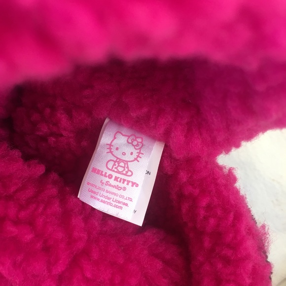 hello kitty boots - Picture 3 of 4